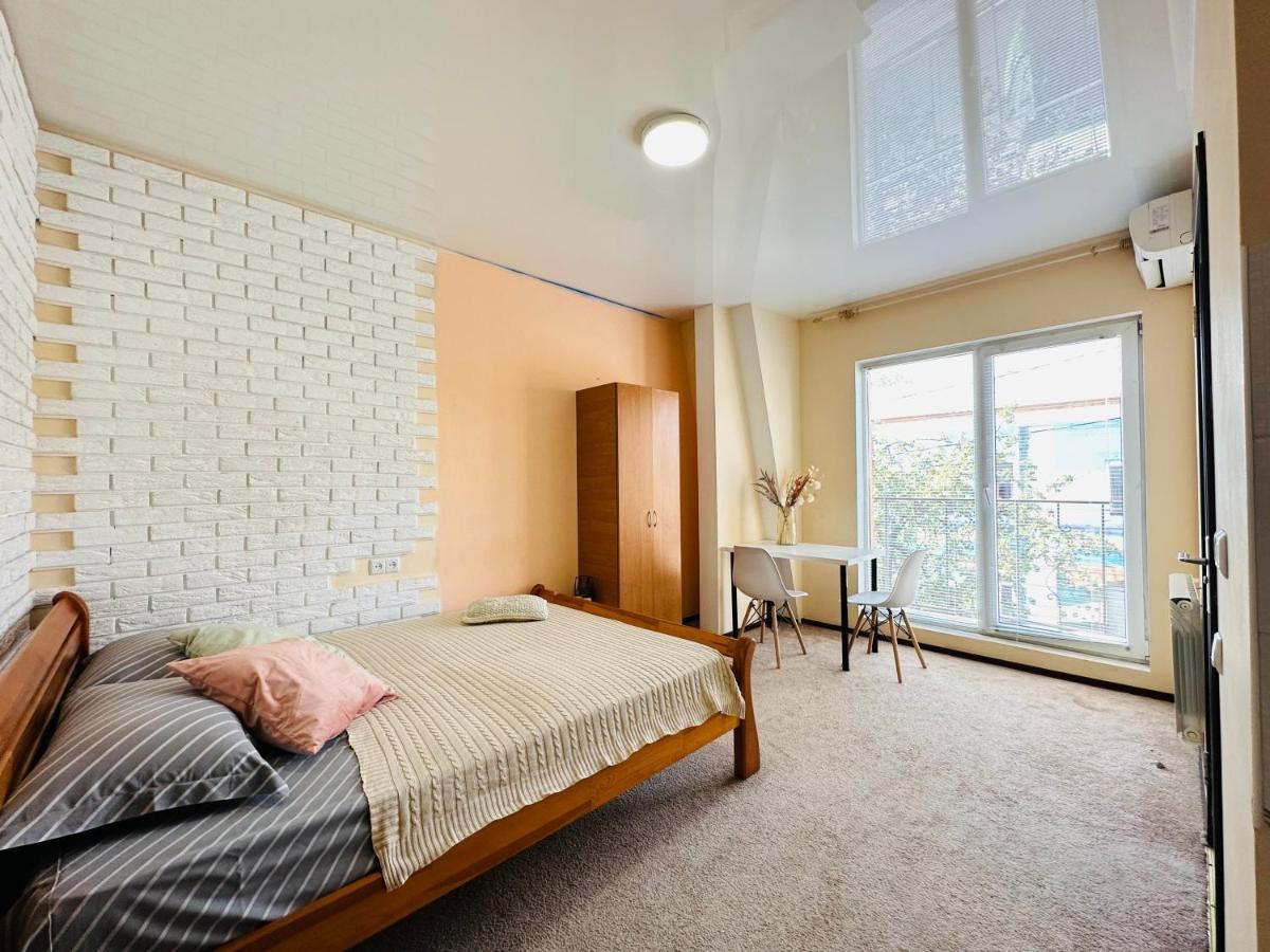 Apartments On The Embankment Harkiv Exterior foto